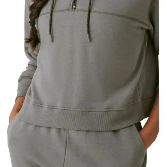 Bass Outdoor Women's Hibernate Half Zip Hoodie Peat Color Top  NWT - Picture 2 of 5